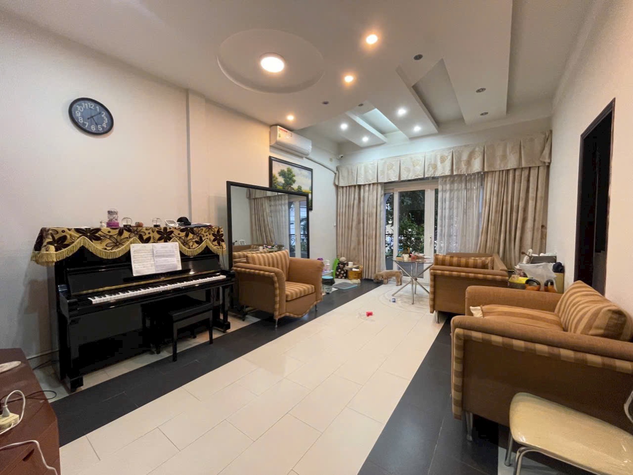 Bán Biệt Thự Nam Thông 2, Diện Tích 8x18m, Hướng Đông Nam, Phú Mỹ Hưng Q7