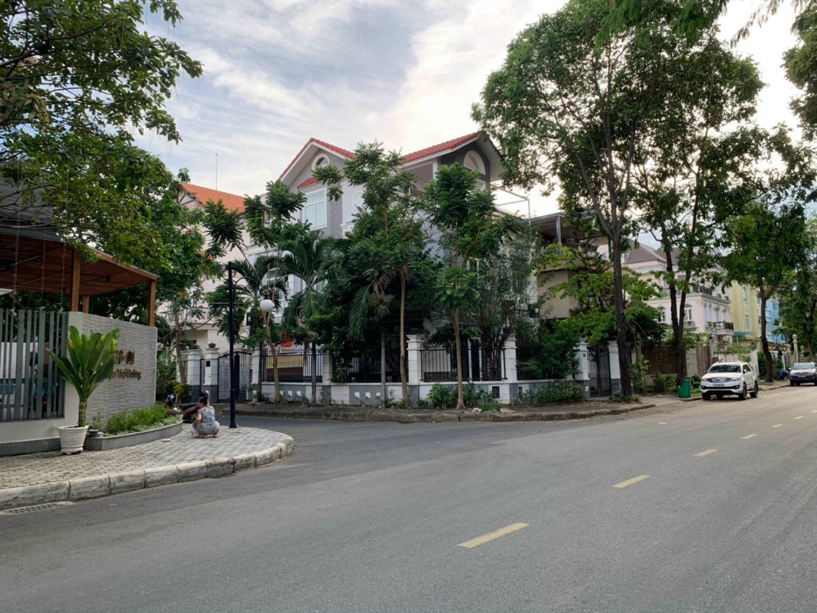 Bán Biệt Thự Số 59 (A4-01) Nam Thiên 1 Góc 2MT Phạm Thái Bường Phú Mỹ Hưng, P.Tân Phong Quận 7.
