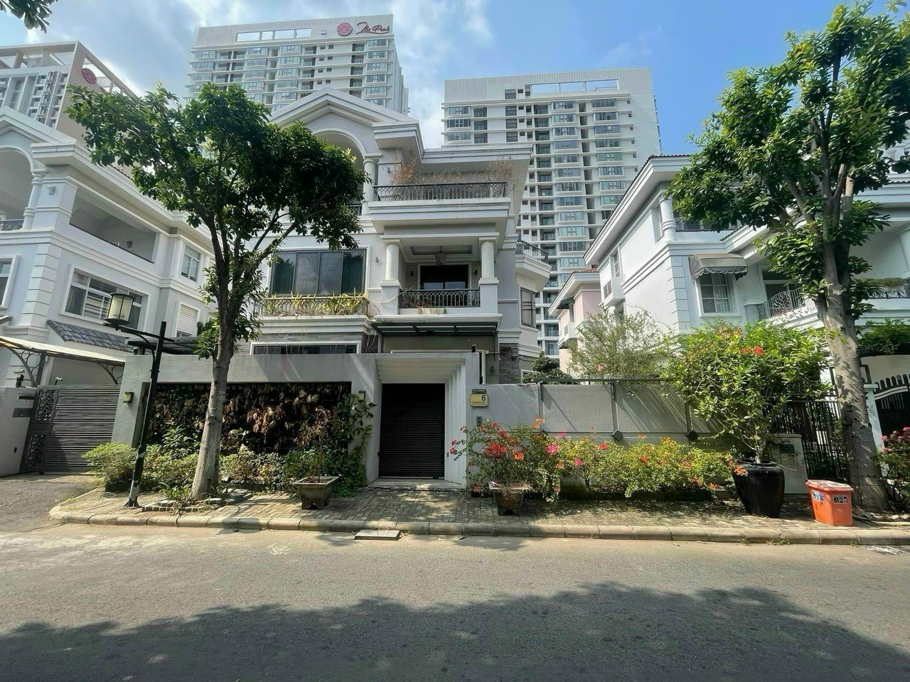 Bán Biệt Thự Đơn Lập Số 6 Nam Viên Phú Mỹ Hưng Q7 - Cơ Hội Vàng Cho Cuộc Sống Đẳng Cấp