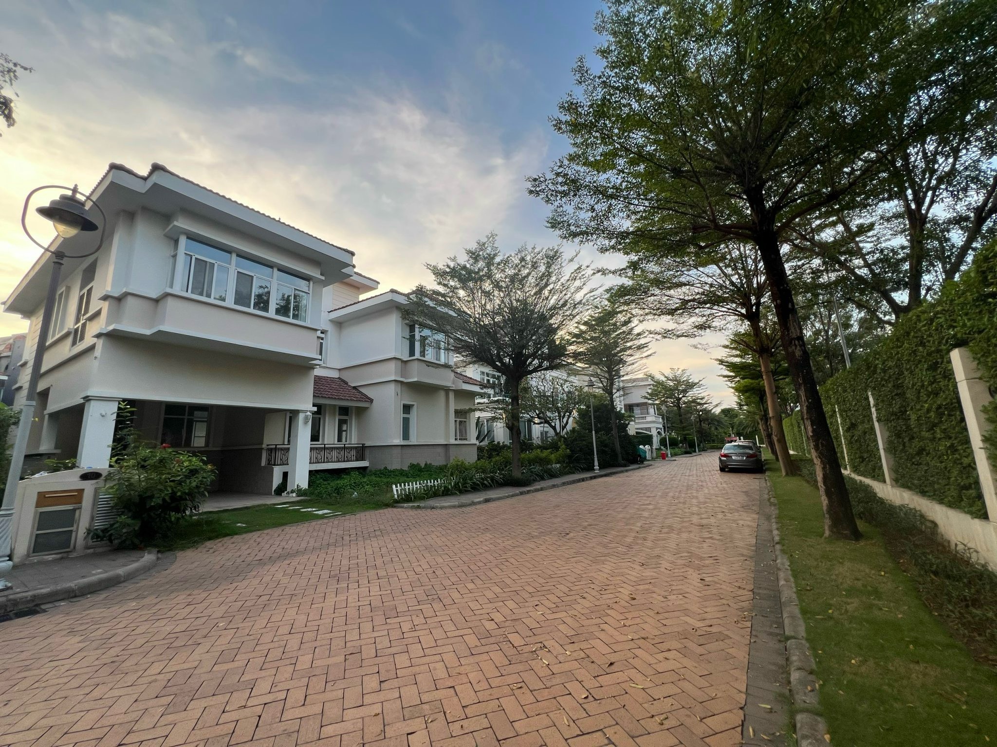 Bán Biệt Thự Đơn Lập Số 10 Nội Khu Chateau 2 (A1-02 S16) Phú Mỹ Hưng Q7