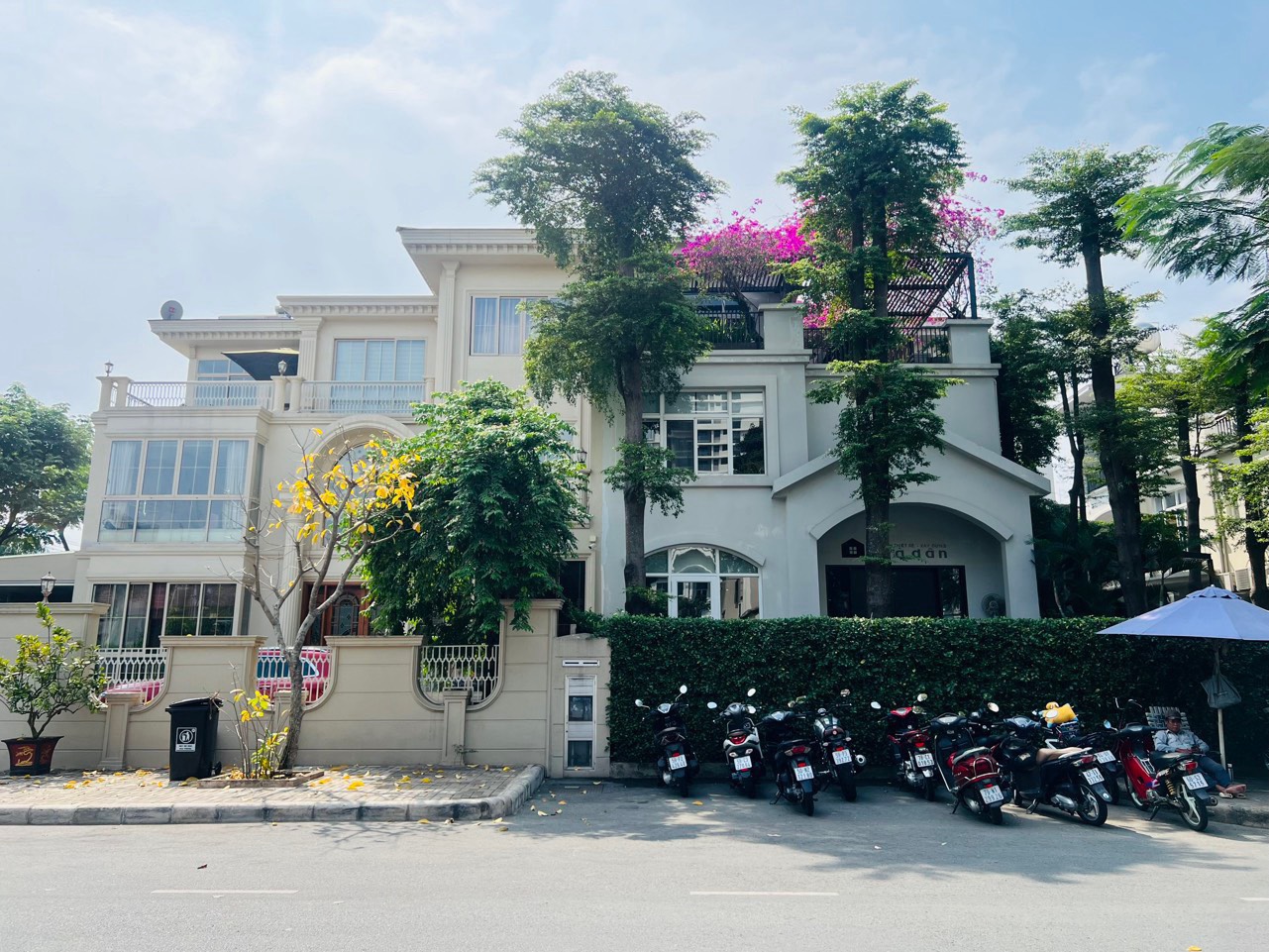 Cho Thuê Biệt Thự Tứ Lập Mỹ Gia 2 Số 03 Đường 17 Phú Mỹ Hưng, P.Tân Phú, Quận 7