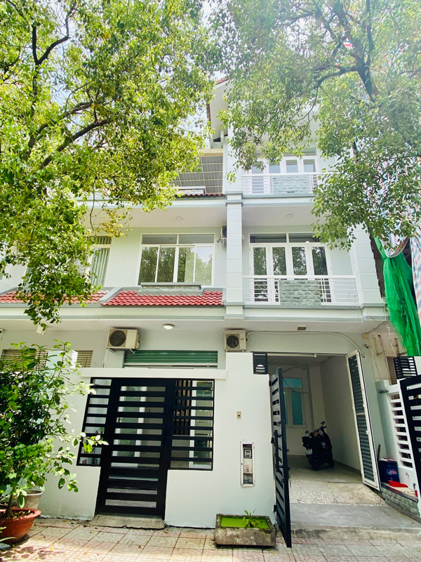 Bán Biệt Thự Đường 20 Sadeco Ven Sông, P.Tân Phong, Quận 7