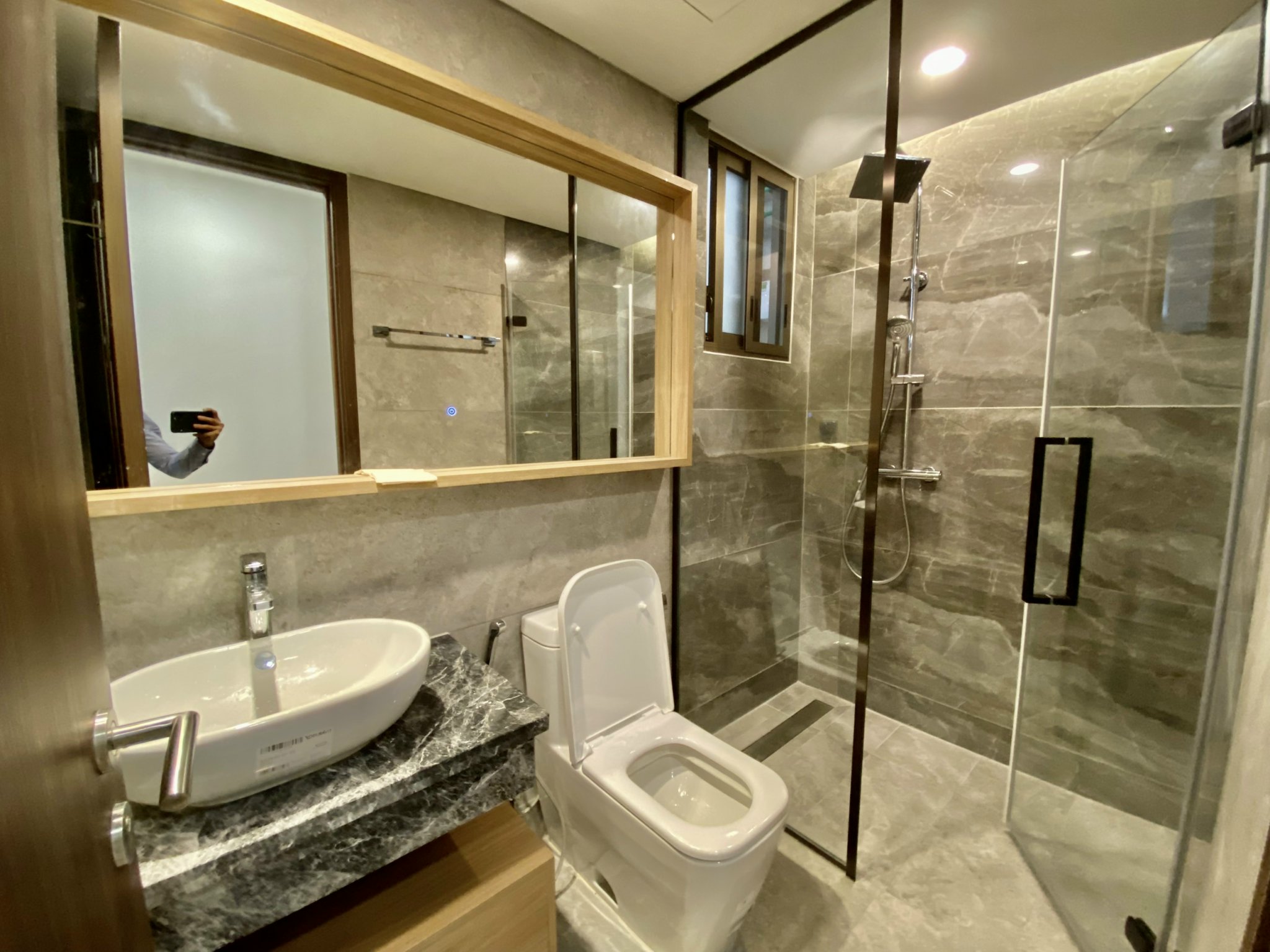 Bán Căn Hộ Cao Cấp Midtown M8 The Peak Phú Mỹ Hưng Lầu 5 View Sông