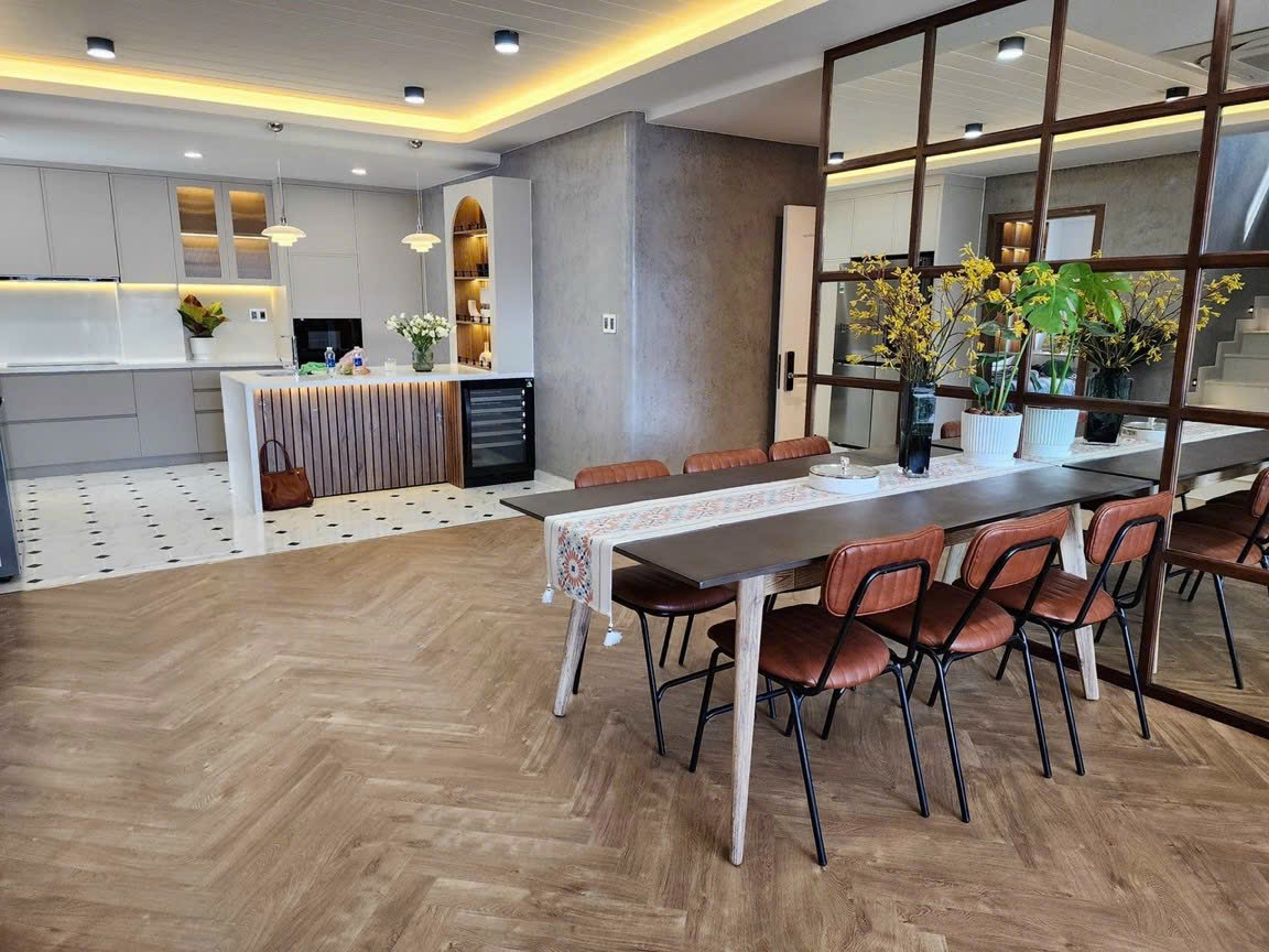 Bán Căn Hộ Penthouse Cảnh Viên 1 Phú Mỹ Hưng View Công Viên Nam Viên Q7