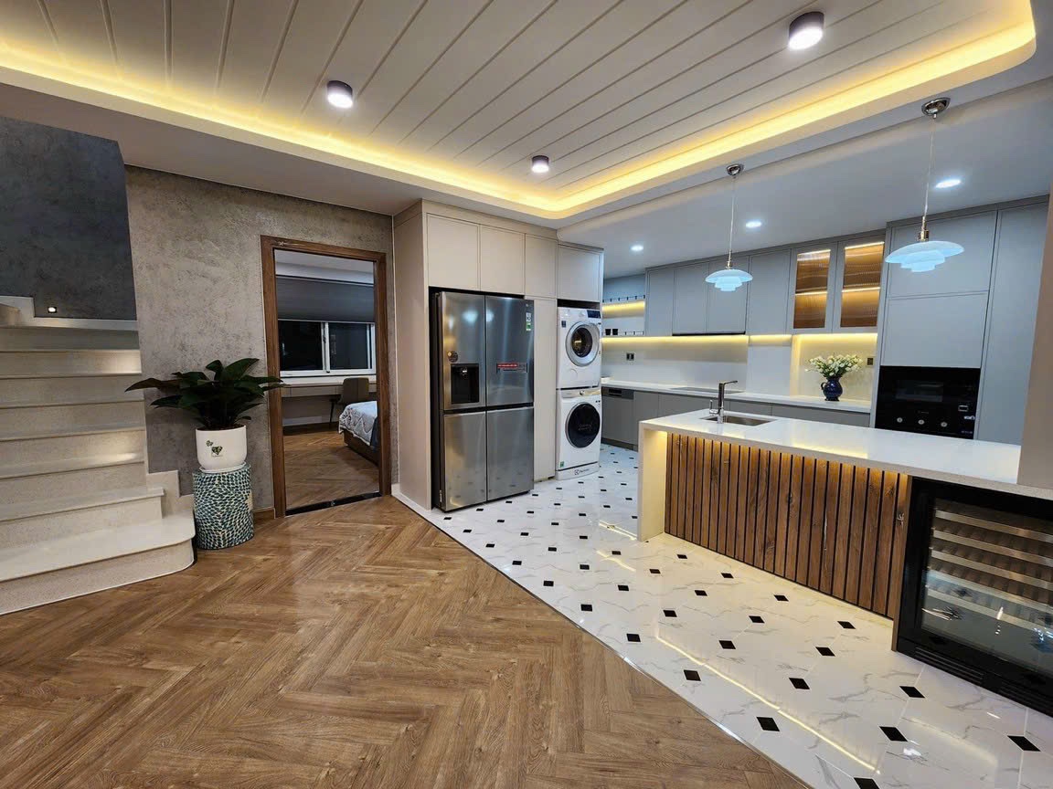 Bán Căn Hộ Penthouse Cảnh Viên 1 Phú Mỹ Hưng View Công Viên Nam Viên Q7