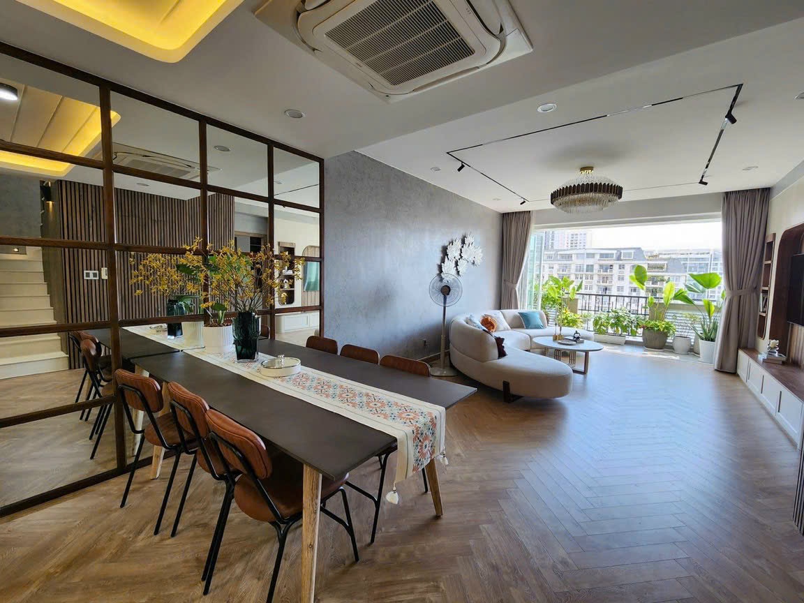Bán Căn Hộ Penthouse Cảnh Viên 1 Phú Mỹ Hưng View Công Viên Nam Viên Q7