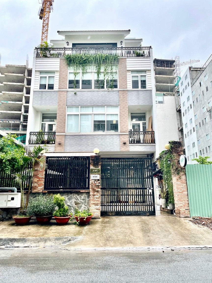 Bán Biệt Thự Đường Thông Khu C Làng Đại Học, Phước Kiển, Nhà Bè