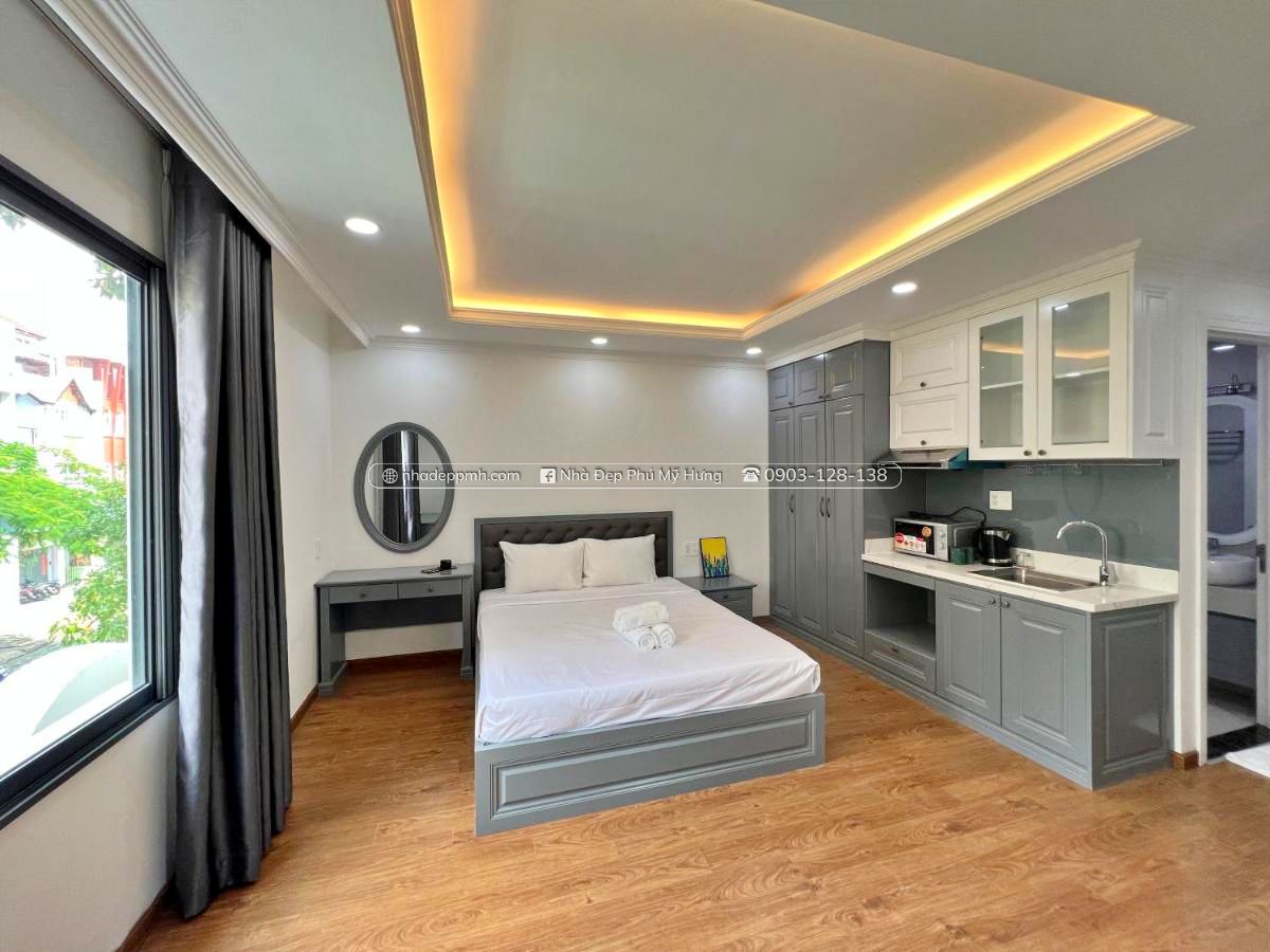 Bán Căn Hộ Dịch Vụ Hưng Gia 4 Góc 2 Mặt Tiền Đường Phan Khiêm Ích Và Phạm Văn Nghị, Phú Mỹ Hưng, Quận 7